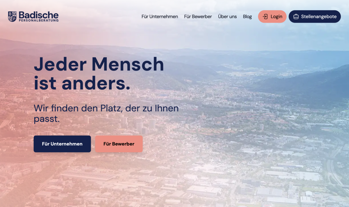 Das Bild zeigt einen Desktop Screenshot der vorgestellten Website