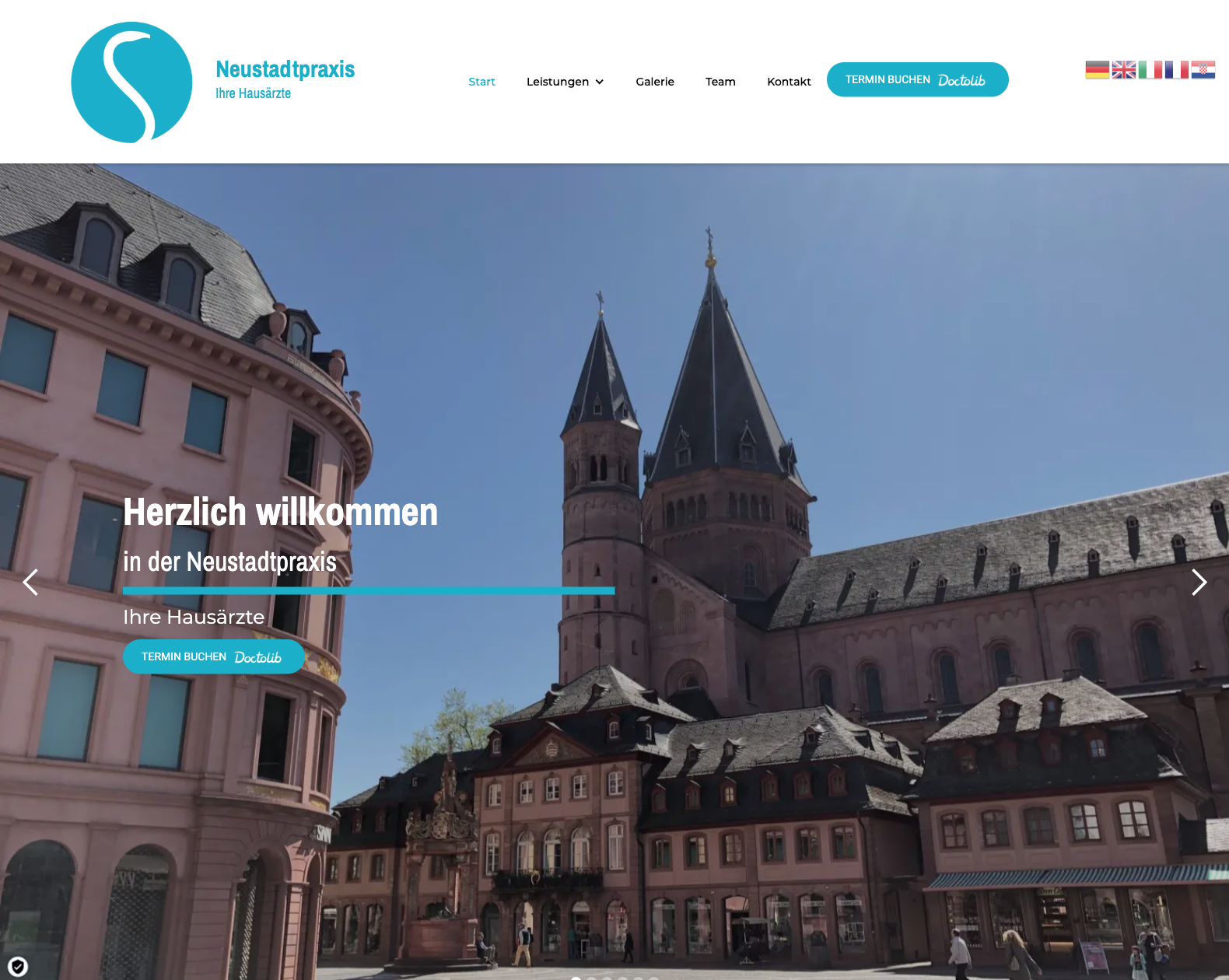 Das Bild zeigt einen Desktop Screenshot der vorgestellten Website