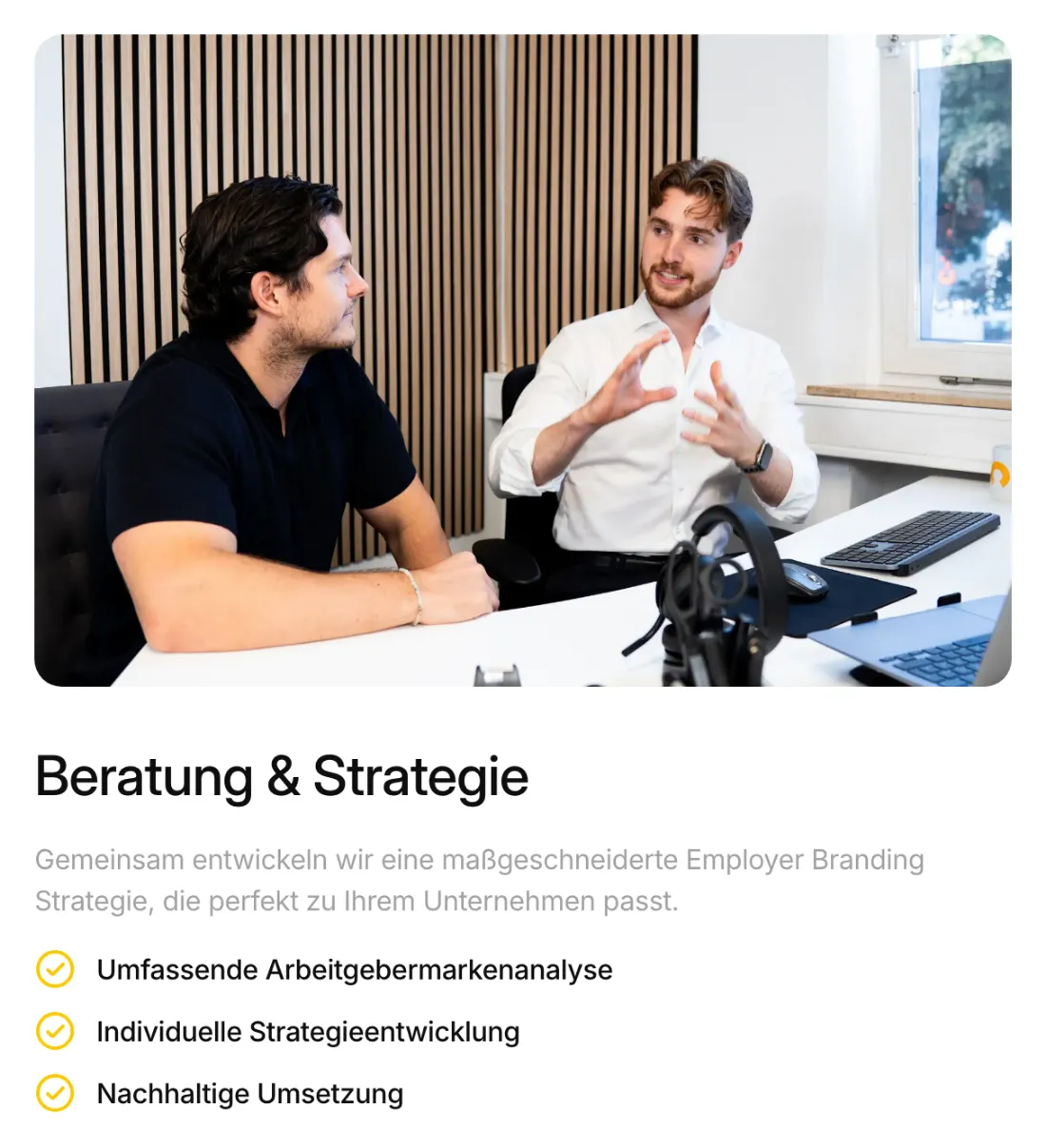 Ausschnitt der Website von CONVAIX GmbH, Aachen: Überschrift mit klarer Reihenfolge in drei Schritten — der Besucher erkennt Prozess von Analyse über Strategie bis Umsetzung.