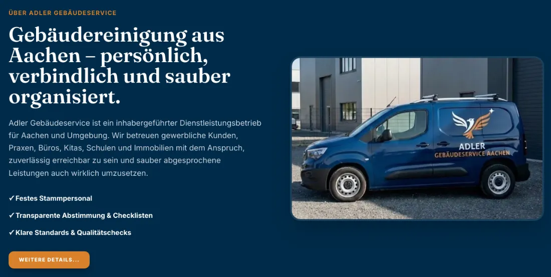 Ausschnitt der Website von Adler Gebäudeservice Aachen, Städteregion Aachen: Drei Zusagen in Stichpunkten — der Besucher muss nichts erraten: Stammkräfte, Checklisten, Qualitätschecks.