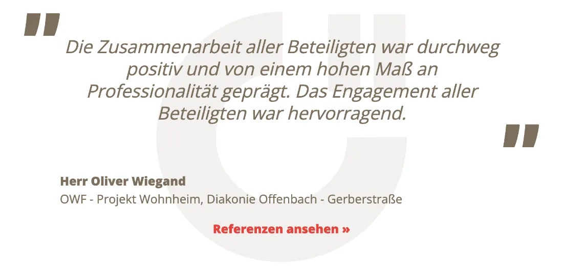 Ausschnitt der Website von JÖST Bauunternehmen GmbH, Frankfurt am Main: Zitat mit vollem Namen, Projekt und Adresse — wer prüft, findet eine Quelle und ordnet die Aussage dem Bauvorhaben zu.