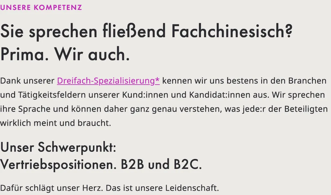 Ausschnitt der Website von KAARISMA Recruitment GmbH, Berlin: Die Nennung der Dreifach‑Spezialisierung plus Fokus auf Vertriebsrollen B2B/B2C — wer sucht, erkennt sofort Passung und Tiefe.