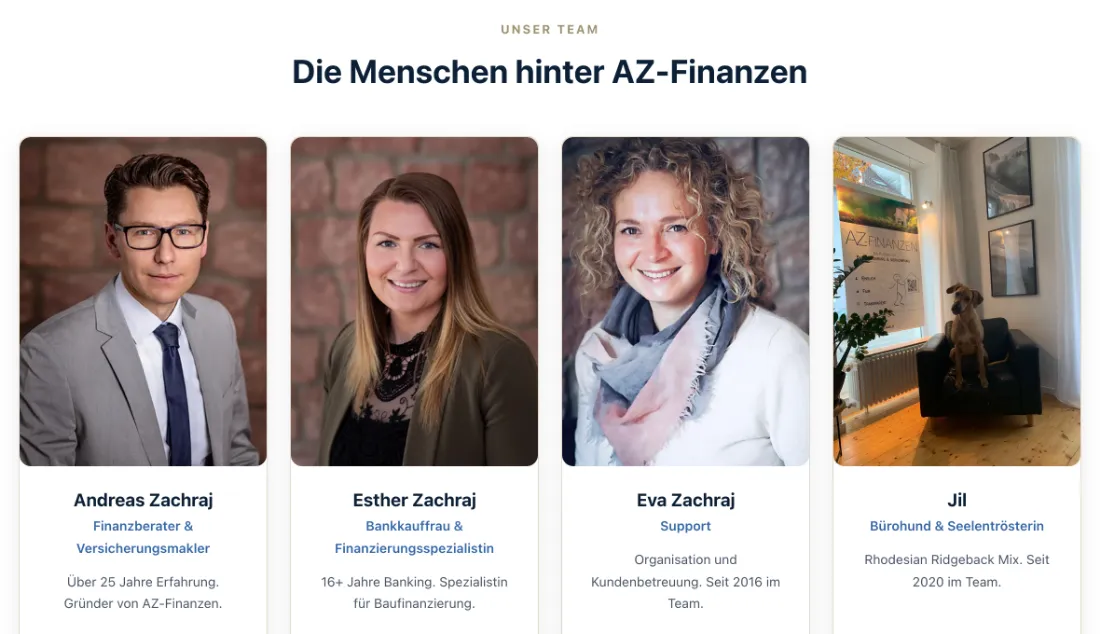 Ausschnitt der Website von AZ-Finanzen, Kaiserslautern: Vier Profilkacheln mit Funktionen und konkreten Jahren Erfahrung — der Besucher erkennt Zuständigkeiten und Expertise sofort.