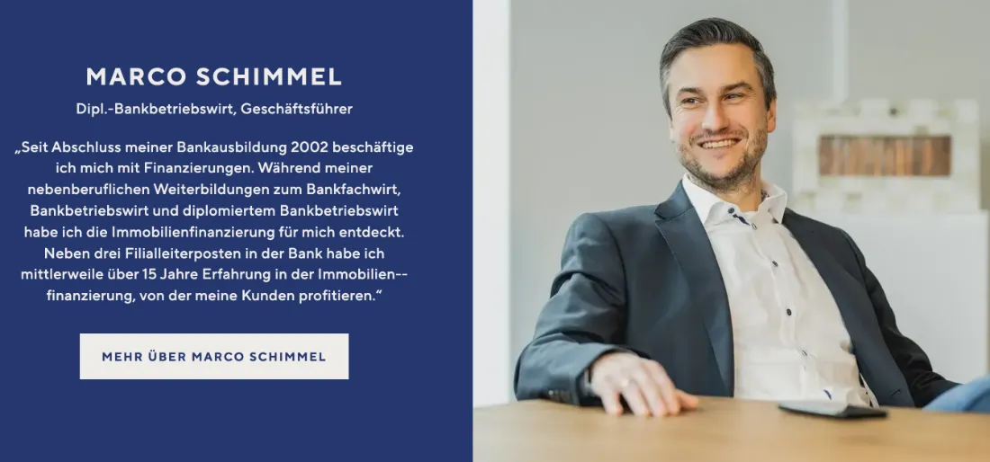 Ausschnitt der Website von FinanceArt, Oldenburg (Oldenburg): Konkrete Jahreszahl 2002 und „über 15 Jahre Erfahrung“ machen die Laufbahn greifbar – Kompetenz lässt sich zeitlich einordnen, nicht nur behaupten.