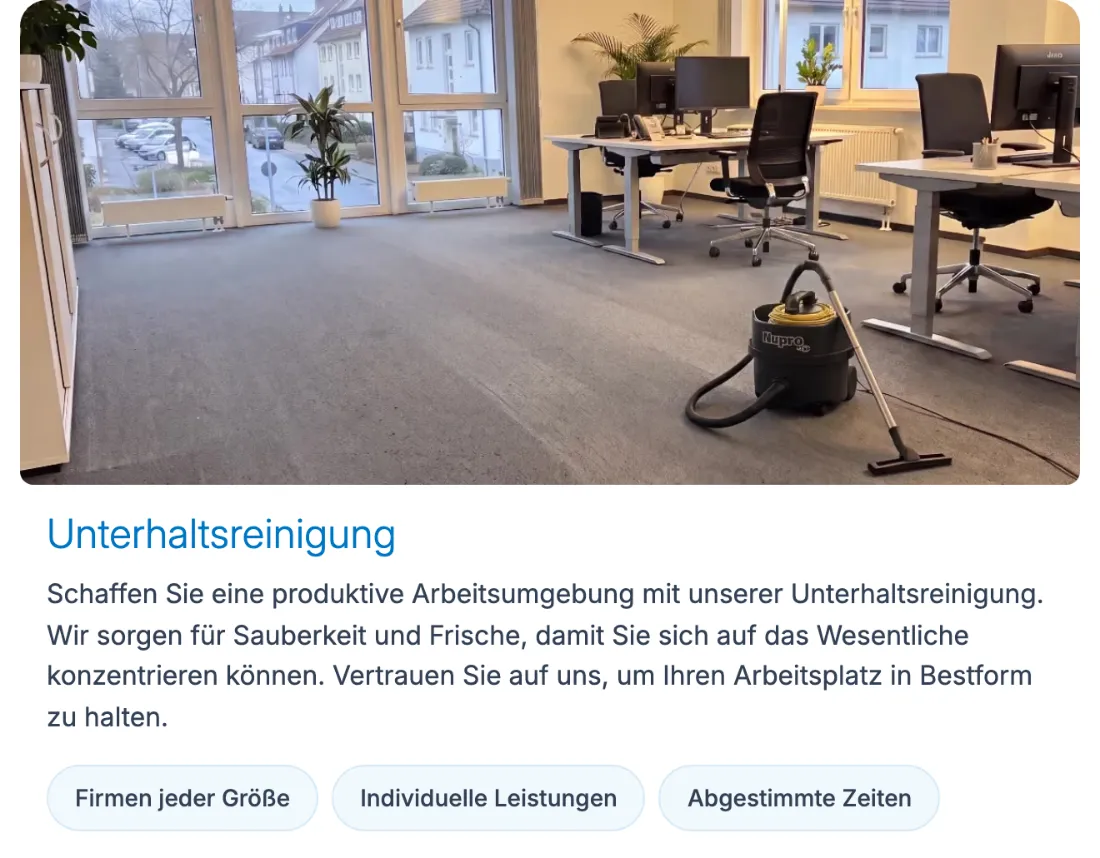 Ausschnitt der Website von Wilhelm Pfeng Gebäudereinigung GmbH, Mülheim an der Ruhr: Drei klare Zusagen — Firmen jeder Größe, individuelle Leistungen, abgestimmte Zeiten — nehmen Hürden vor der Anfrage.